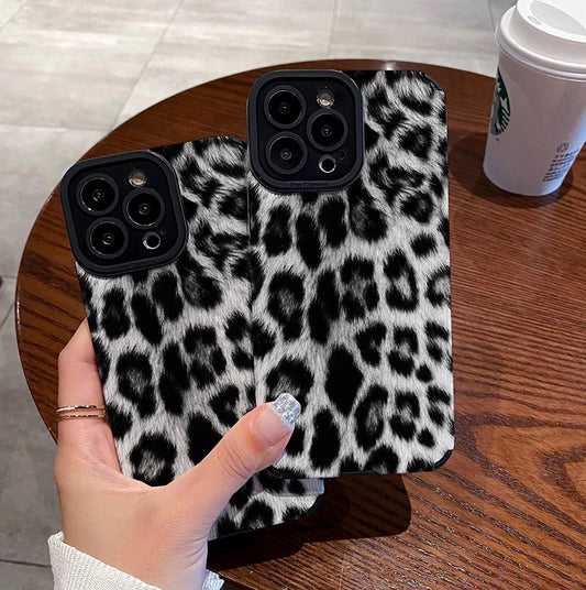 Black And White Leopard Print Phone Case